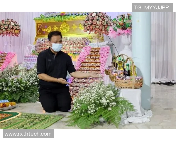 足球明星灵堂照片高清图展现其人生最后时刻的感人瞬间与追思情怀