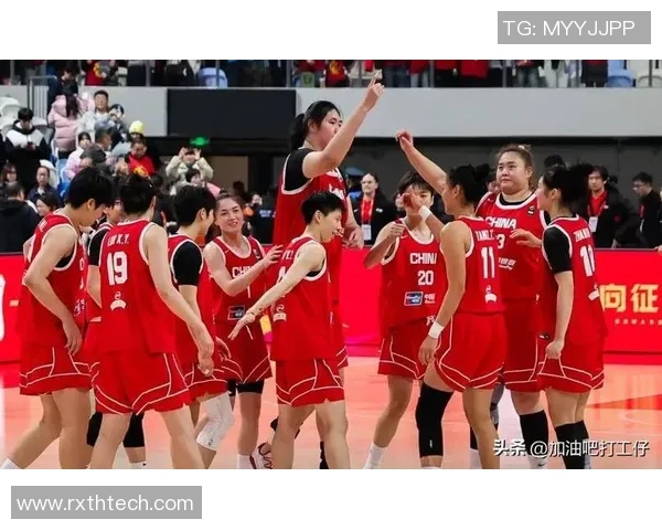 日本女篮与韩国女篮激战正酣谁将赢得亚洲篮球赛的荣耀与胜利